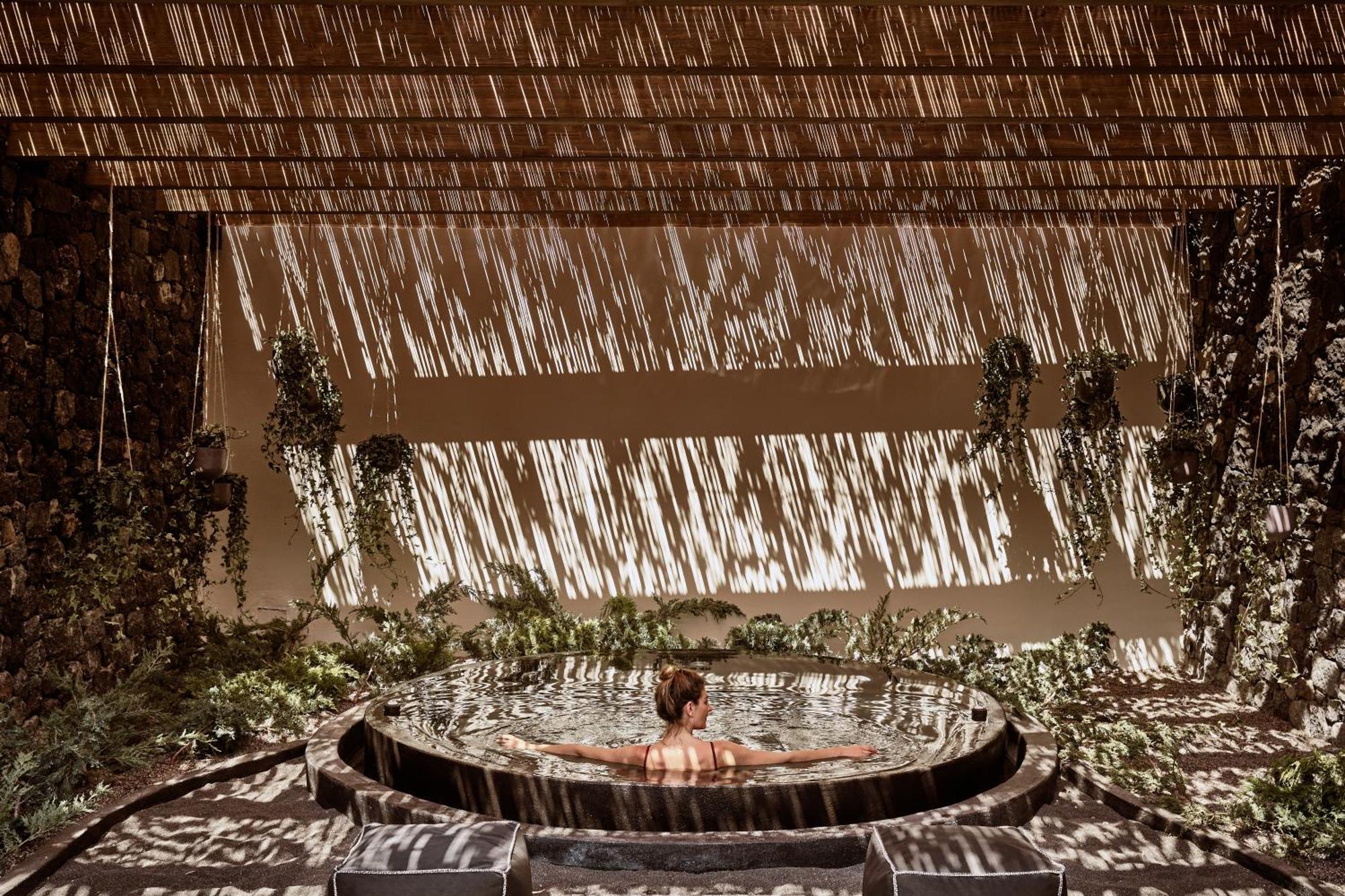 Istoria, A Member Of Design Hotels Perivolos  Buitenkant foto